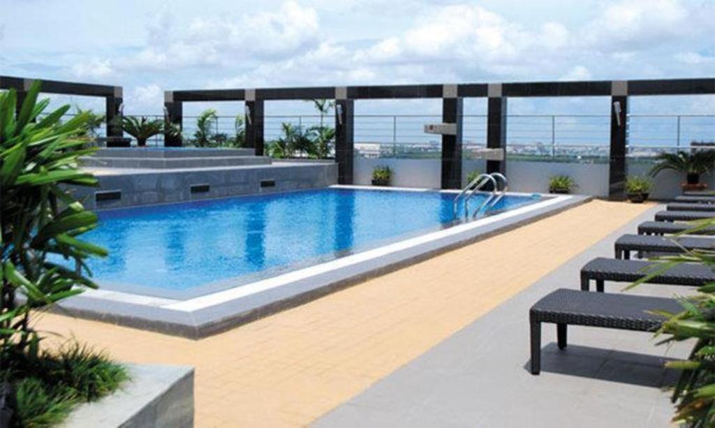 Dhaka Regency Hotel & Resort Daca Exterior foto
